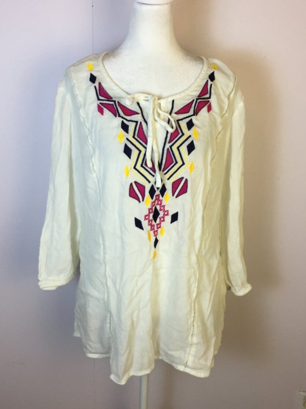 Style & Co Blouse Top Sz L Womans White Pink Geometric Embroidered Boho Tie Neck